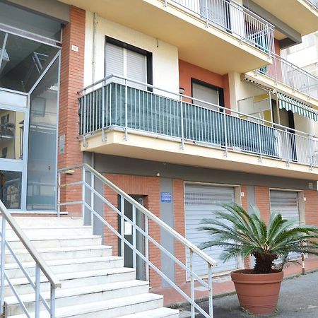 Casa Mare Lägenhet Chiavari Exteriör bild