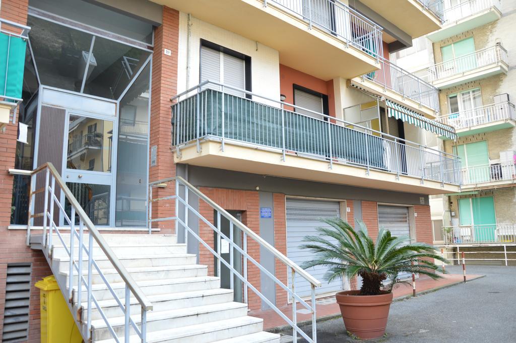 Casa Mare Lägenhet Chiavari Exteriör bild